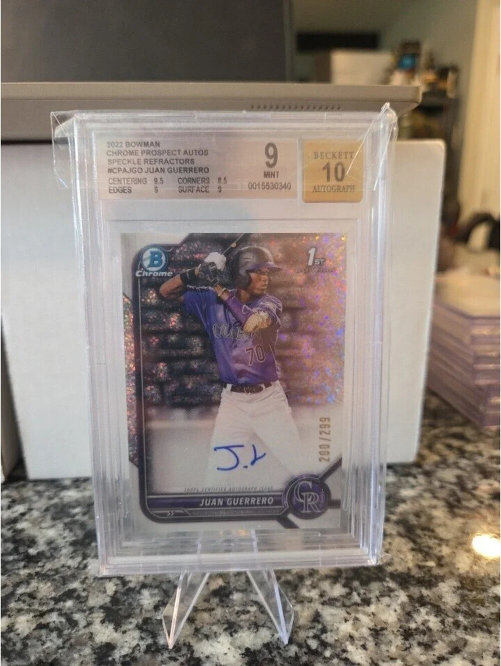 2022 Bowman Chrome Prospect Speckle Refractor /299 Juan Guerrero BGS 9 10 AUTO